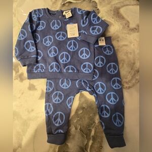 Blue Peace Sign Baby Outfit